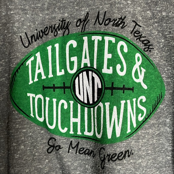 EUC University Of North Texas Sweatshirt Size Medium - Picture 2 of 3
